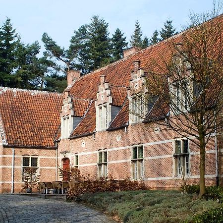 Hotel Keravic Lichtaart Bagian luar foto