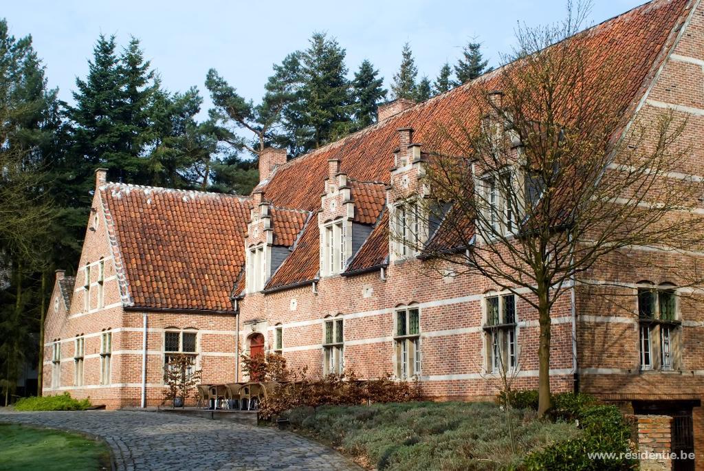 Hotel Keravic Lichtaart Bagian luar foto